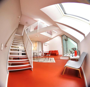 JULIUS 1 - Duplex apartment 5 mins to city center